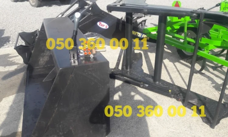 Погрузчик (навантажувач) TUR5 Польща по вигідній ціні - фото № 1