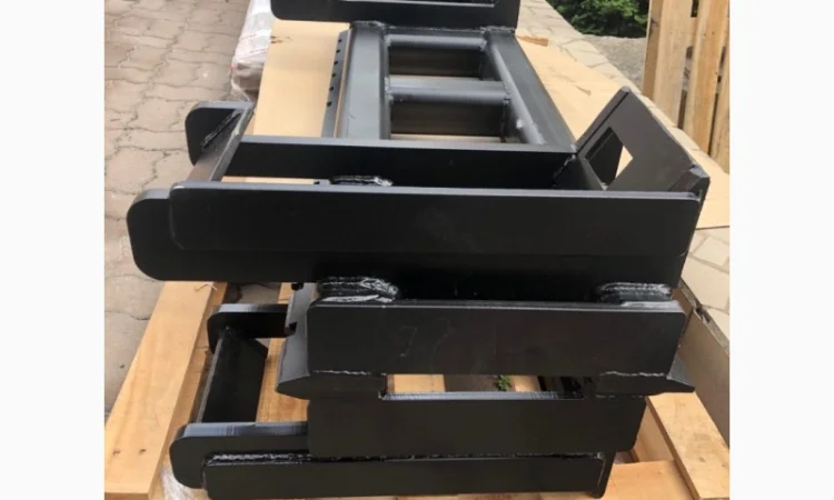 Палетні вила на бобкет Bobcat Паллетные вилы на бобкэт погрузчик bobcat - фото № 2