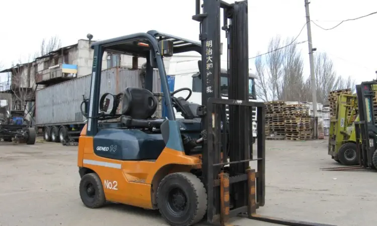 Газобензиновий автопогрузчик Toyota 02-7FG14 на 1.35 тонни - фото № 2