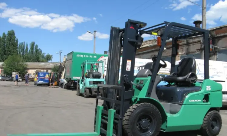 Дизельный погрузчик Mitsubishi KFD25T-F18C на 2.5 тонны - фото № 7