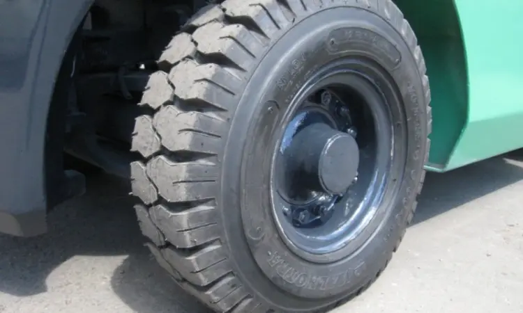 Дизельный погрузчик Mitsubishi KFD25T-F18C на 2.5 тонны - фото № 11