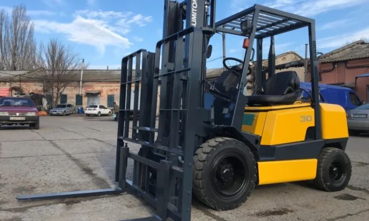 Вилочный погрузчик Sumitomo на 3 тонны с боковым смещением - фото № 3