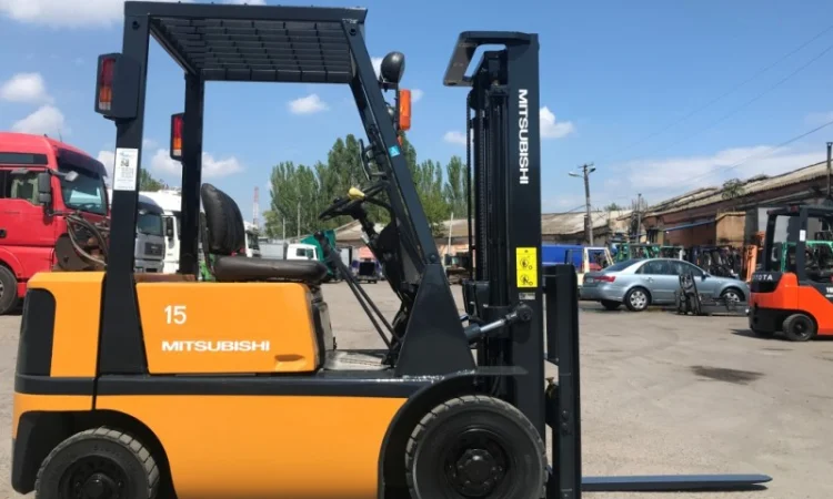 Газ-бензиновый вилочный погрузчик навантажувач Mitsubishi на 1.5 тонны - фото № 2