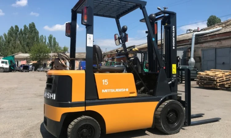 Газ-бензиновый вилочный погрузчик навантажувач Mitsubishi на 1.5 тонны - фото № 4