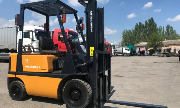 Газ-бензиновый вилочный погрузчик навантажувач Mitsubishi на 1.5 тонны - фото № 7