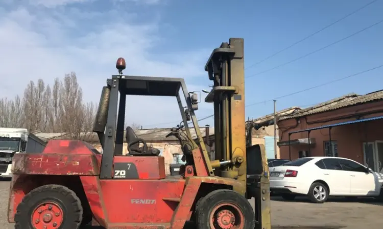 Автопогрузчик Nissan на 7 тон - фото № 6