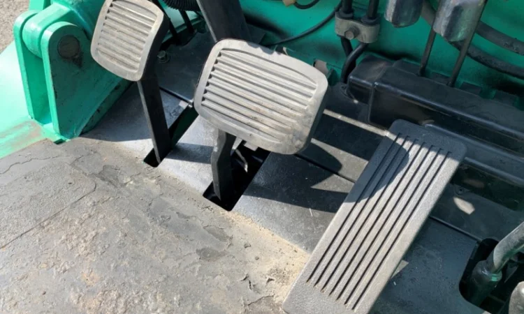 Вилочный автопогрузчик/автонавантажувач Mitsubishi на 2 тонны - фото № 8