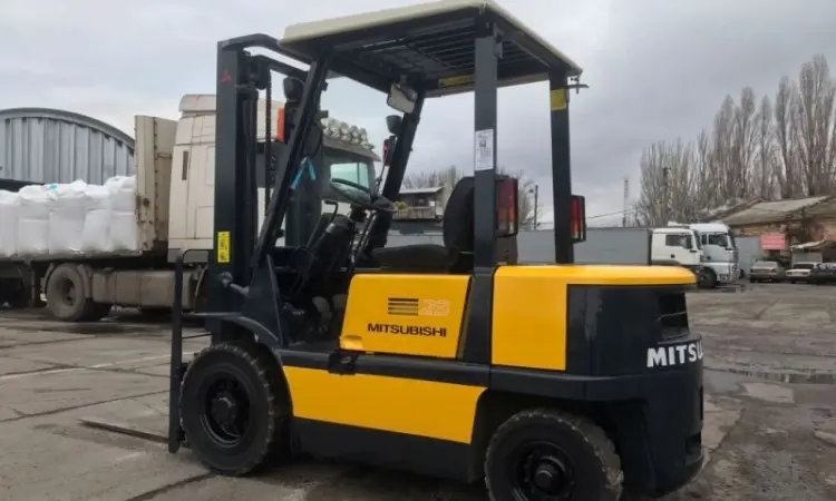 Бензиновый погрузчик Mitsubishi FG23-F17A с автоматической коробкой передач и мачтой 3.5 м - фото № 2