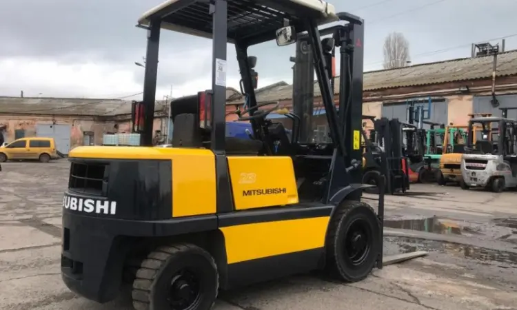 Бензиновый погрузчик Mitsubishi FG23-F17A с автоматической коробкой передач и мачтой 3.5 м - фото № 9