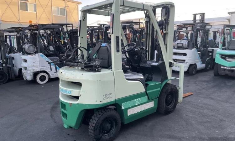 Вилковий автопогрузчик Nissan, вагонник з щоглою 5.15 метри. 2015 року. Модель: P1F2A20D - фото № 2