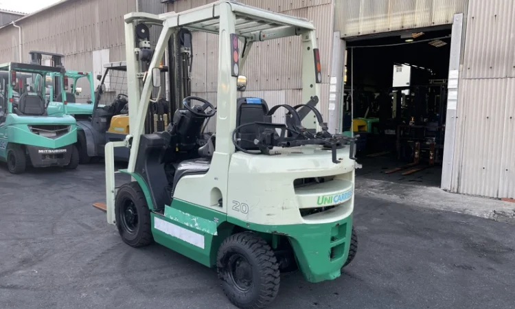 Вилковий автопогрузчик Nissan, вагонник з щоглою 5.15 метри. 2015 року. Модель: P1F2A20D - фото № 4