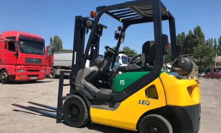 Газовый автопогрузчик Komatsu FG15HT-20 грузоподъёмностью 1.5 тонны - фото № 3
