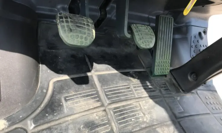 Вилочный автопогрузчик автонавантажувач Komatsu с боковым смещением - фото № 10
