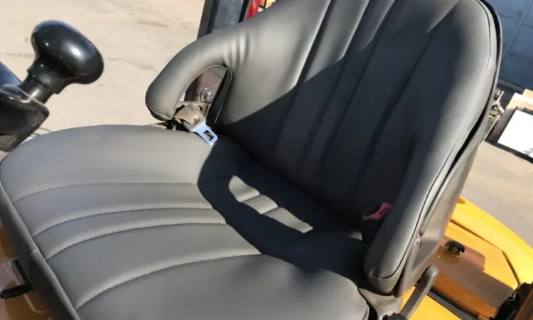 Газ-бензиновый вилочный автопогрузчик Mitsubishi с автоматической коробкой передач - фото № 9