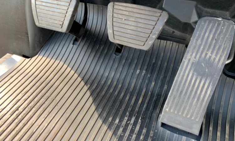 Вилочный дизельный автопогрузчик/автонавантажувач Nissan на 1.5 тонны - фото № 7