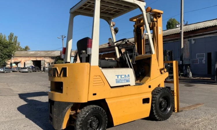 Вилочный автопогрузчик/автонавантажувач TCM на 1.4 тонны - фото № 4