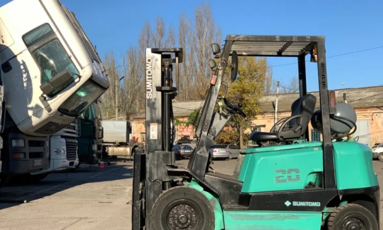 Вилочный газ-бензиновый автопогрузчик Sumitomo с боковым смещением - фото № 2