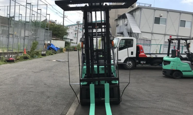 Вилочный дизельный автопогрузчик Mitsubishi со стабилизатором груза - фото № 7