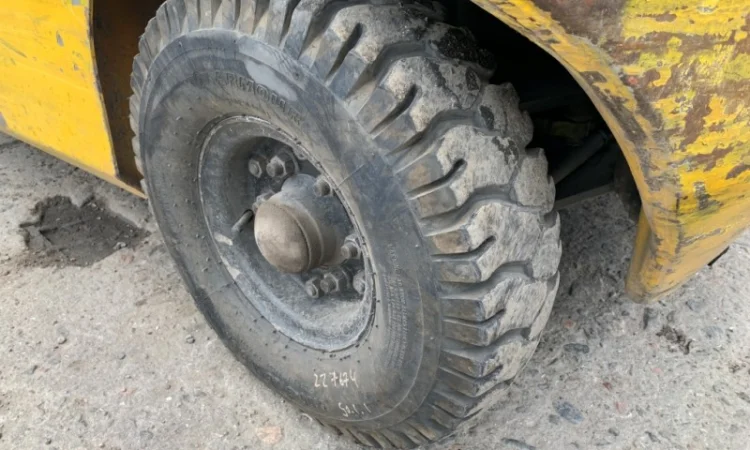 Вилочный погрузчик TCM FG15T9H с кареткой бокового смещения - фото № 7