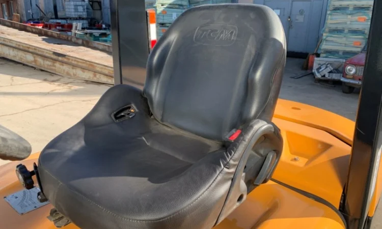 Бензиновый вилочный автопогрузчик TCM на 2.5 тонны. Модель: FG25C6 - фото № 8