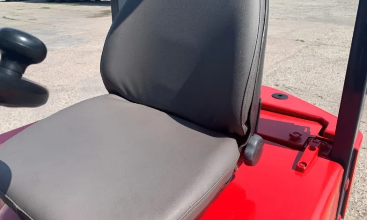 Вилочный бензиновый автопогрузчик Nissan с мачтой на 4 метра - фото № 9