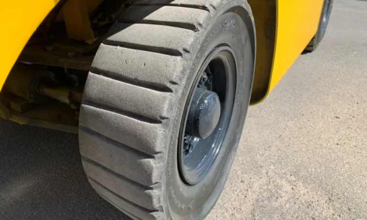 Газовый вилочный автопогрузчик Sumitomo (Mazda) с боковым смещением - фото № 11