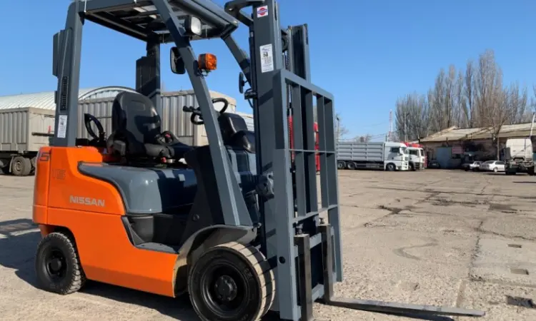 Вилочний навантажувач Nissan NP1F1A15D. Номiнальна вантажопідйомність 1, 5 тонни - фото № 3