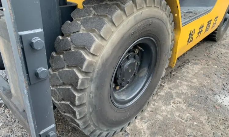 Вилочний навантажувач Komatsu FG15LC-20 з напрацюванням 240 мотогодин - фото № 9