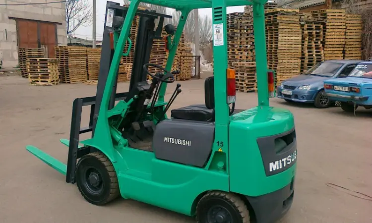 Вилочный дизельный автопогрузчик Mitsubishi на 1.5 тонны - фото № 3