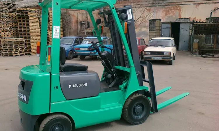 Вилочный дизельный автопогрузчик Mitsubishi на 1.5 тонны - фото № 6