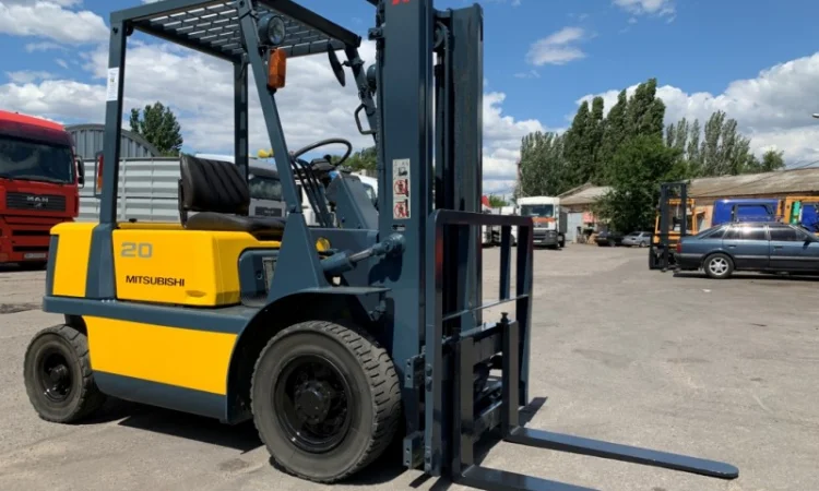 Погрузчик/навантажувач Mitsubishi с боковым смещением - фото № 2