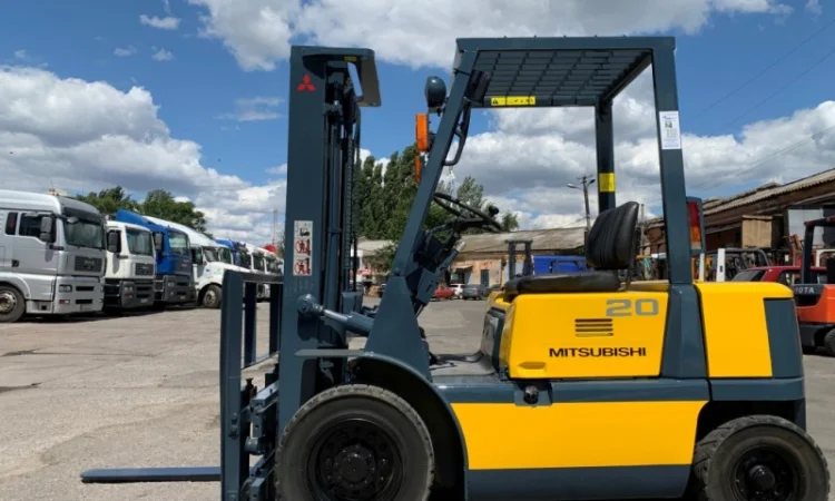 Погрузчик/навантажувач Mitsubishi с боковым смещением - фото № 3