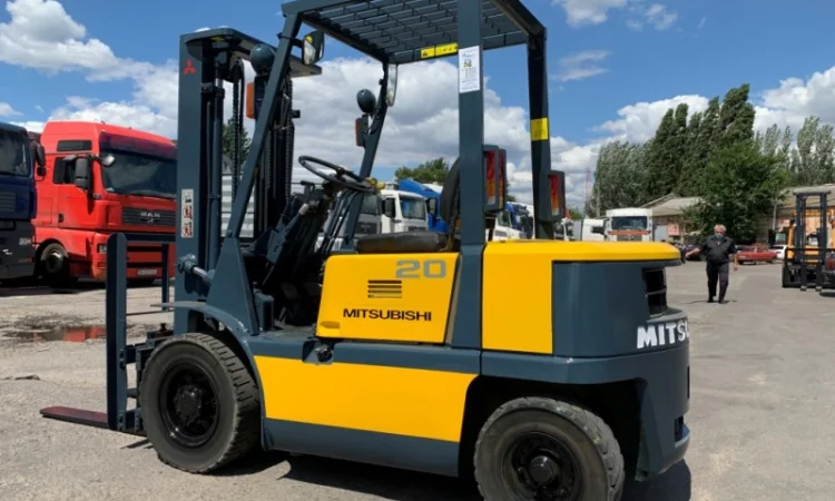 Погрузчик/навантажувач Mitsubishi с боковым смещением - фото № 4