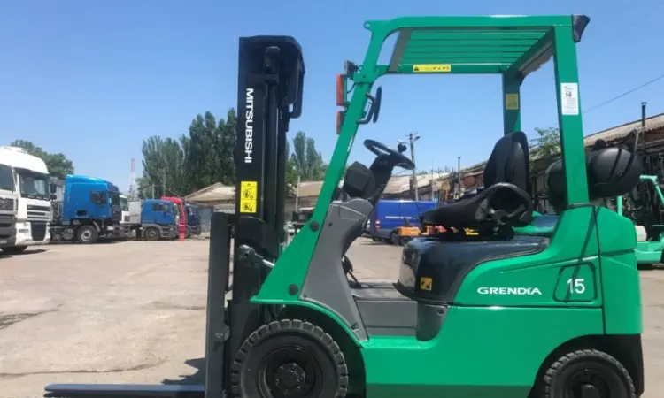 Газовый вилочный автопогрузчик Mitsubishi грузоподъёмностью 1.5 тонны - фото № 2