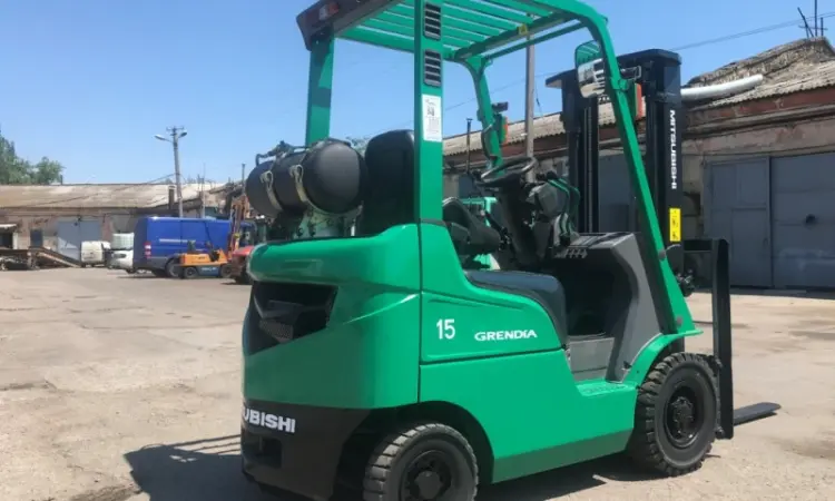 Газовый вилочный автопогрузчик Mitsubishi грузоподъёмностью 1.5 тонны - фото № 8