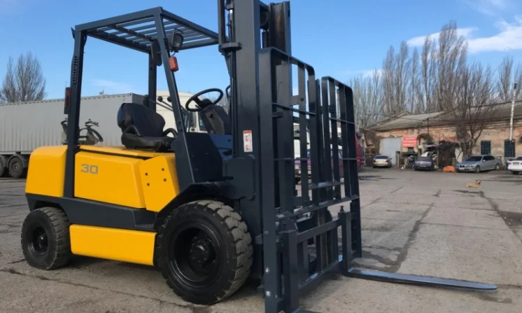 Вилочный японский автопогрузчик Sumitomo на 3 тонны с боковым смещением - фото № 4