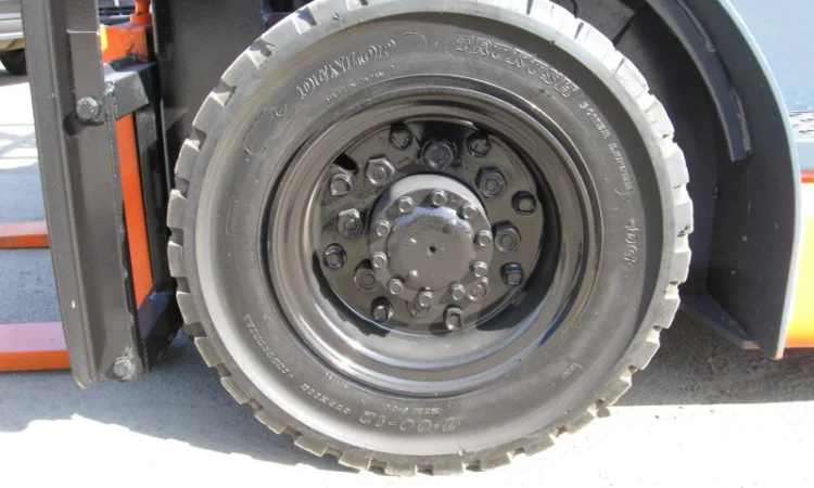 Вилочный автопогрузчик Toyota 6 серии грузоподъёмностью 2 тонны - фото № 9