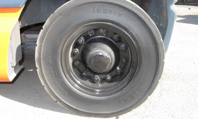 Вилочный автопогрузчик Toyota 6 серии грузоподъёмностью 2 тонны - фото № 10