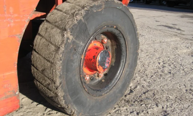 Вилочный газовый погрузчик nissan на 3 тонны - фото № 9