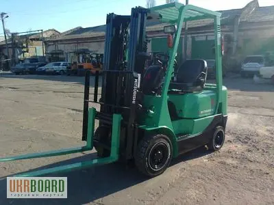 Погрузчик Mitsubishi на 1.5 тонны с кареткой бокового смещения и свободным ходом - фото № 4