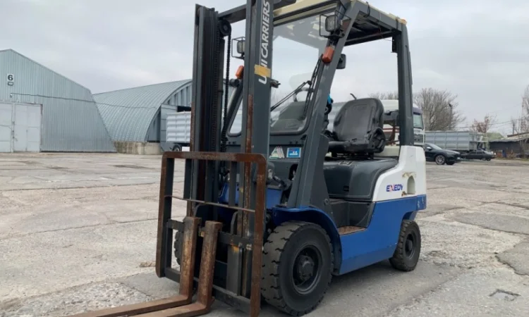 Вилковий автонавантажувач Nissan на 2 тонни, компакт. Модель P1F1A20D - фото № 3