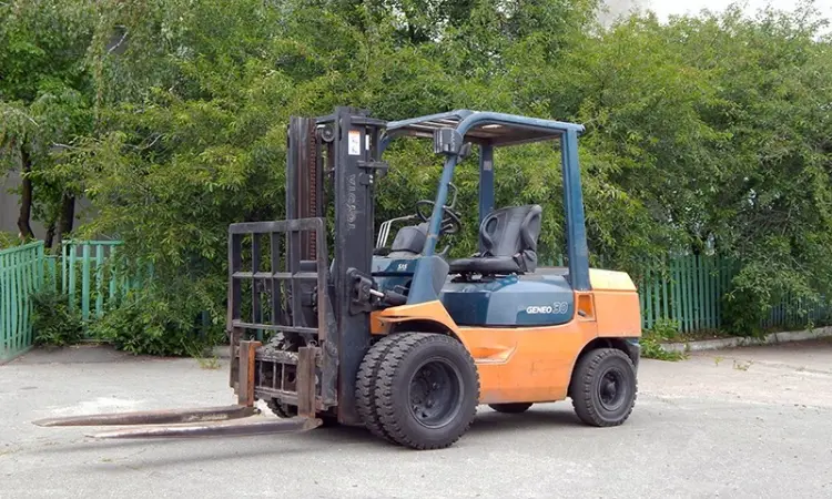 Погрузчики бу газ-бензин Toyota, Komatsu, Nissan, Mitsubishi - фото № 1