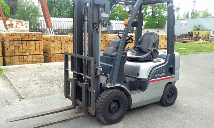 Вилочные погрузчики NISSAN б/у из Японии - фото № 1