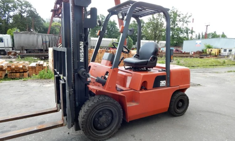 Вилочные погрузчики NISSAN б/у из Японии - фото № 3