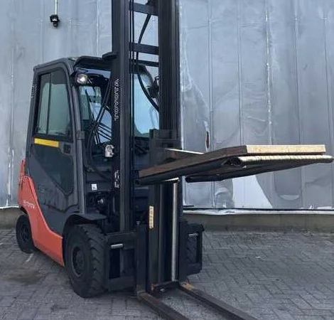 Дизельний навантажувач Toyota 02-8FDF15 кабіна - фото № 2