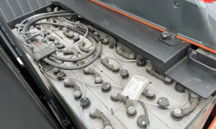 Штабелер ричтрак BT RRE140H 2017 года 2855 мч 7м. подъем 2887 мм габарит - фото № 7