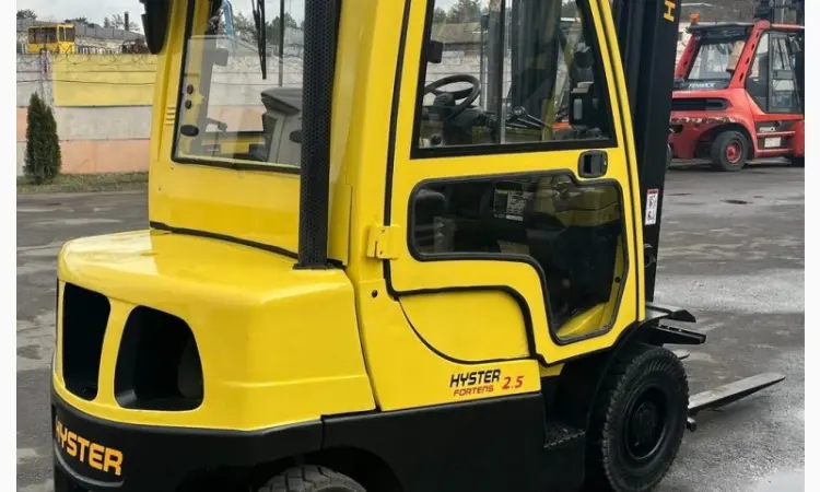 Навантажувач вилковий дизель 2.5т. Hyster H2.5FT 2016р. 6100 мг - фото № 4