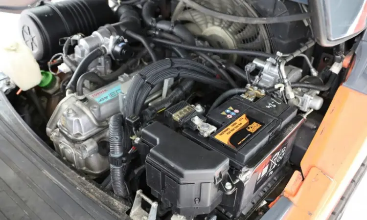 Навантажувач вилковий 3т. Toyota 02-8FGF30 5 метрів підйом кабіна - фото № 4