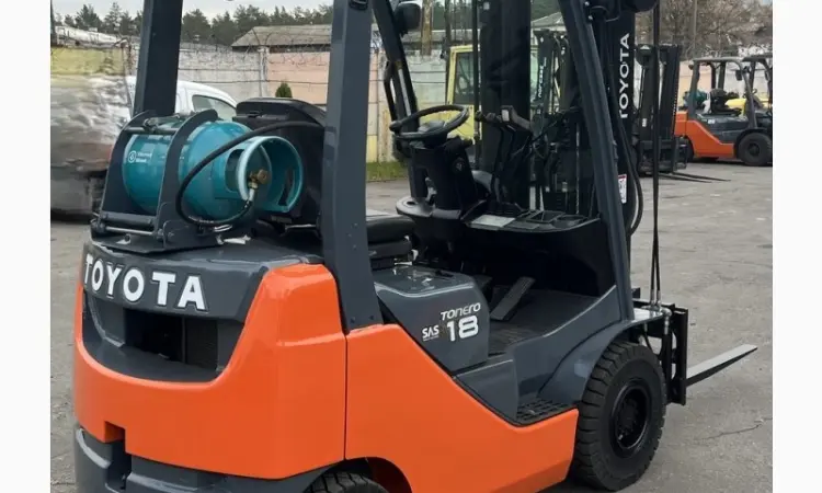 Навантажувач кара 1.8т. Toyota 02-8FGF18 2013 року 3750 мг в наявності - фото № 4