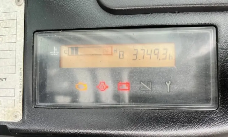 Навантажувач кара 1.8т. Toyota 02-8FGF18 2013 року 3750 мг в наявності - фото № 5